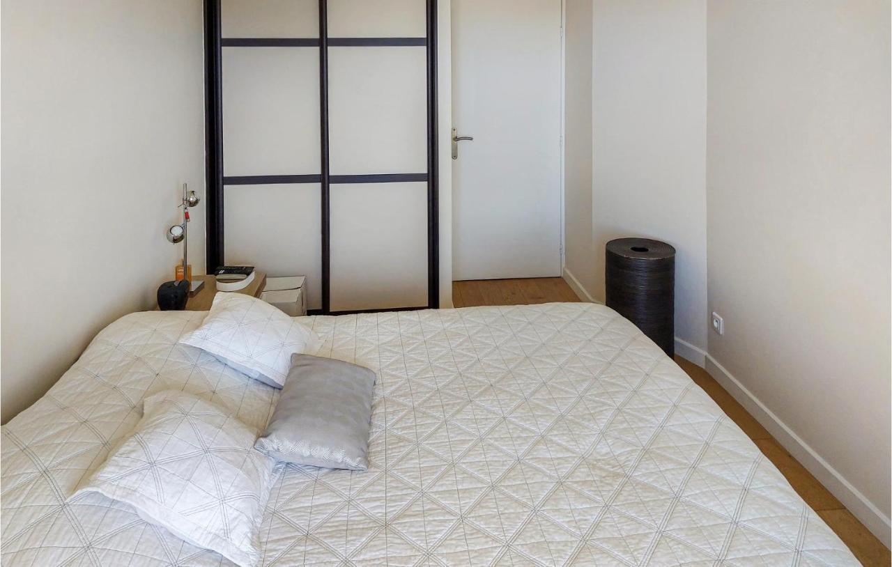 Awesome Apartment In Triel-Sur-Seine With Kitchen 外观 照片